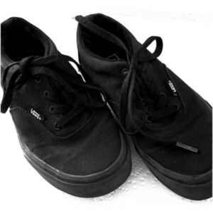 5 for $25! VINTAGE! Off the Wall Old Skool VANS!